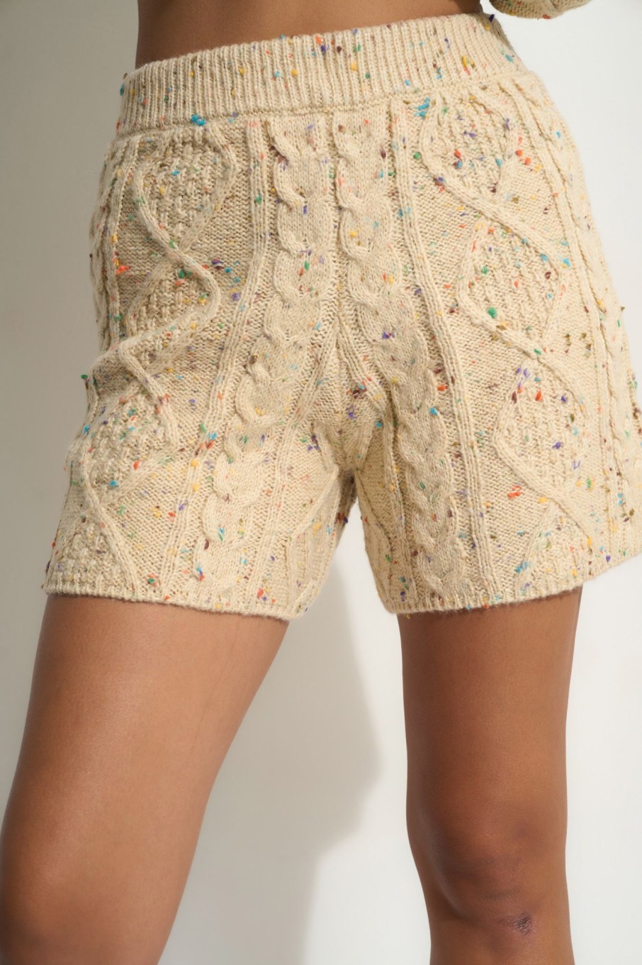 Partes Inferiores Callahan | Iris Short - Creme Confetti